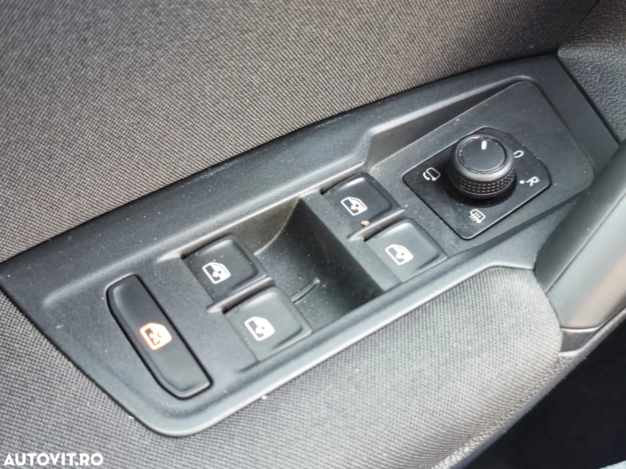 Volkswagen Tiguan 2.0 TDI DSG Base - 30