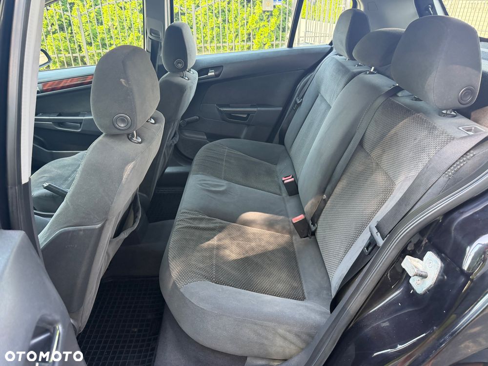 Opel Astra - 18