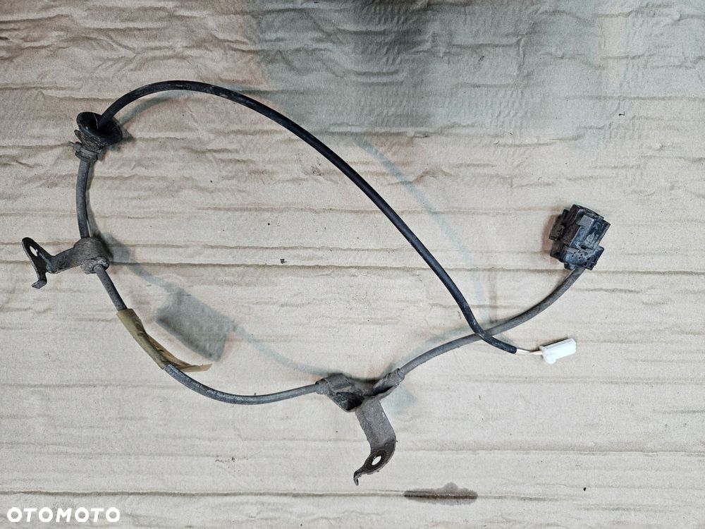 toyota yaris iii 12-18 przewód abs tył - 1