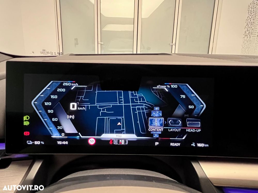 BMW i5 - 17