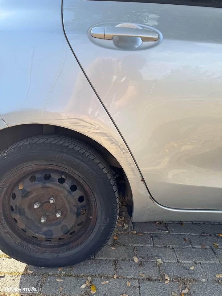 Toyota Yaris 1.4 D-4D - 9