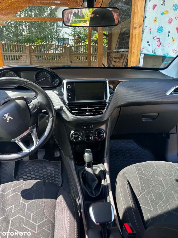 Peugeot 2008 - 7