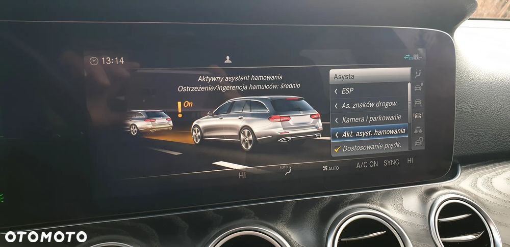 Mercedes-Benz Klasa E 220 d 9G-TRONIC - 35