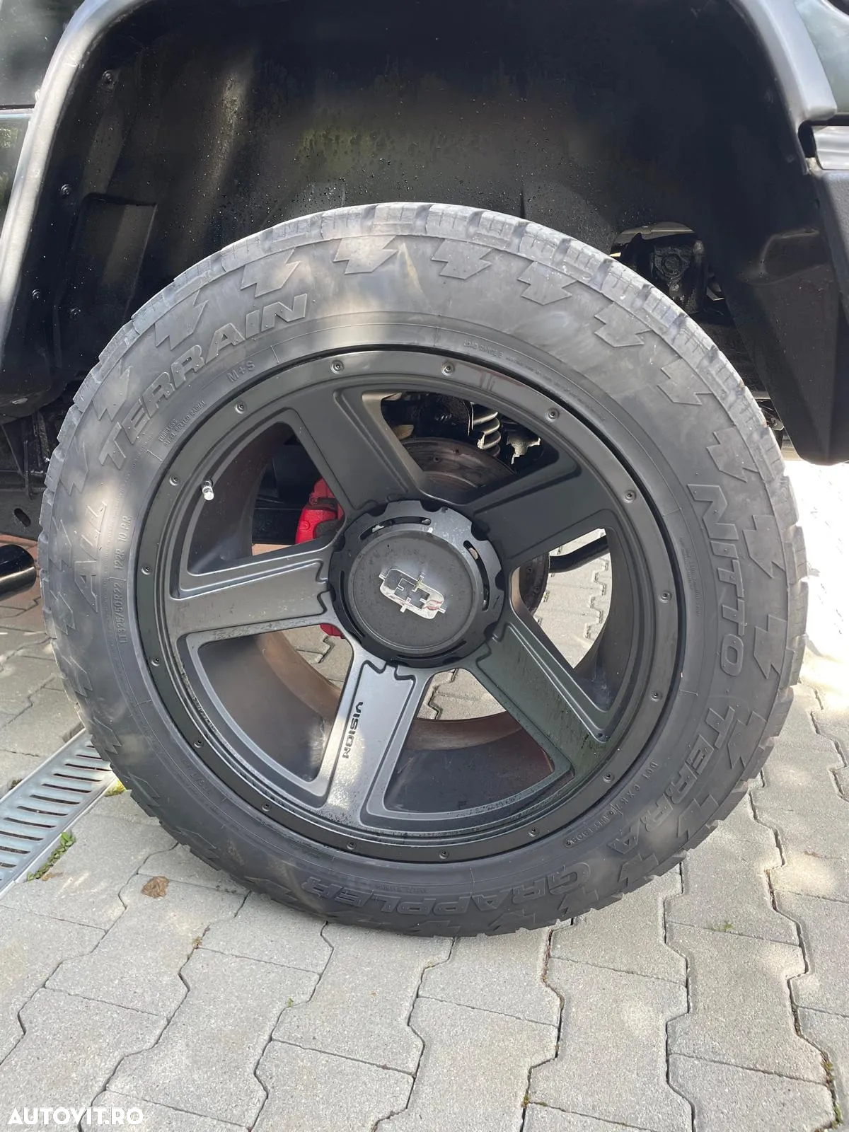 Hummer H2 - 32