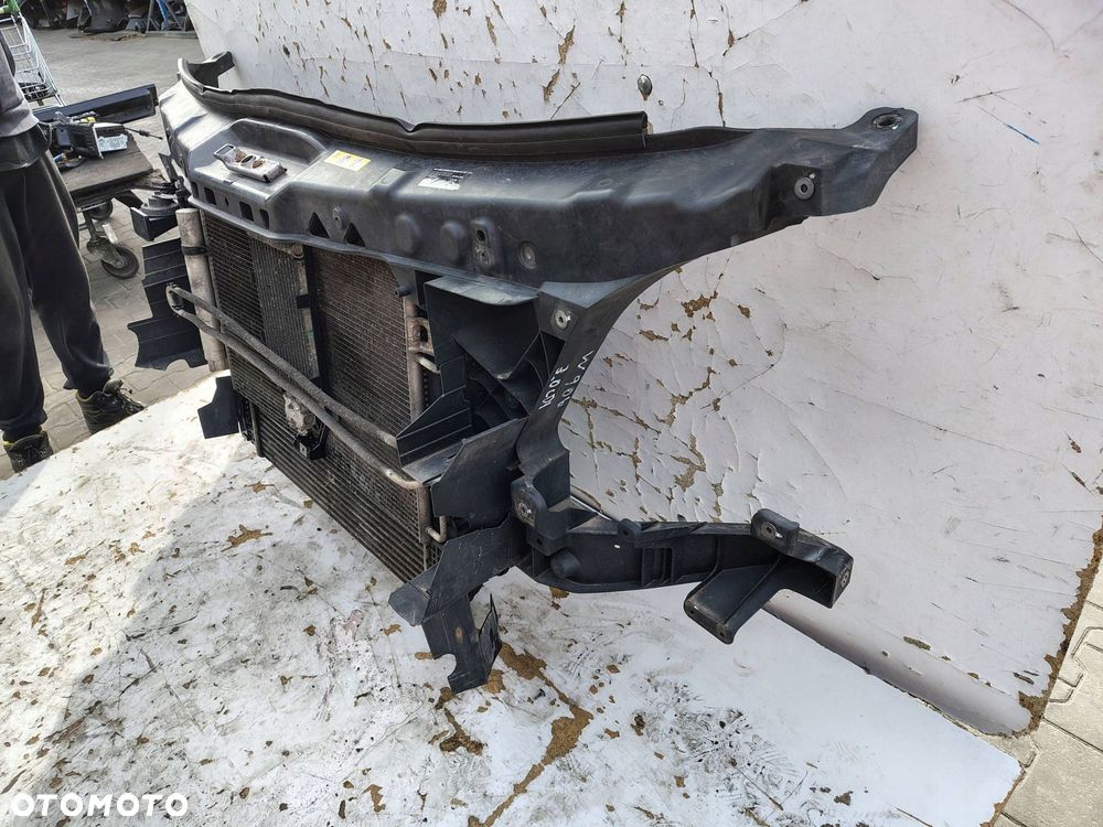 CHŁODNICE PAS PRZEDNI WZMOCNIENIE MERCEDES SPRINTER W906 3.0 CDI - 3