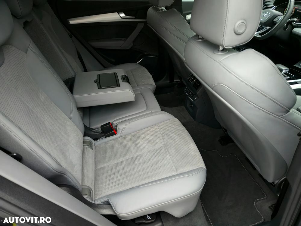 Audi Q5 50 TFSIe quattro S tronic S line - 22