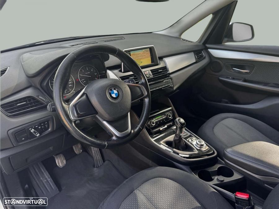 BMW 216 Active Tourer d Advantage - 26