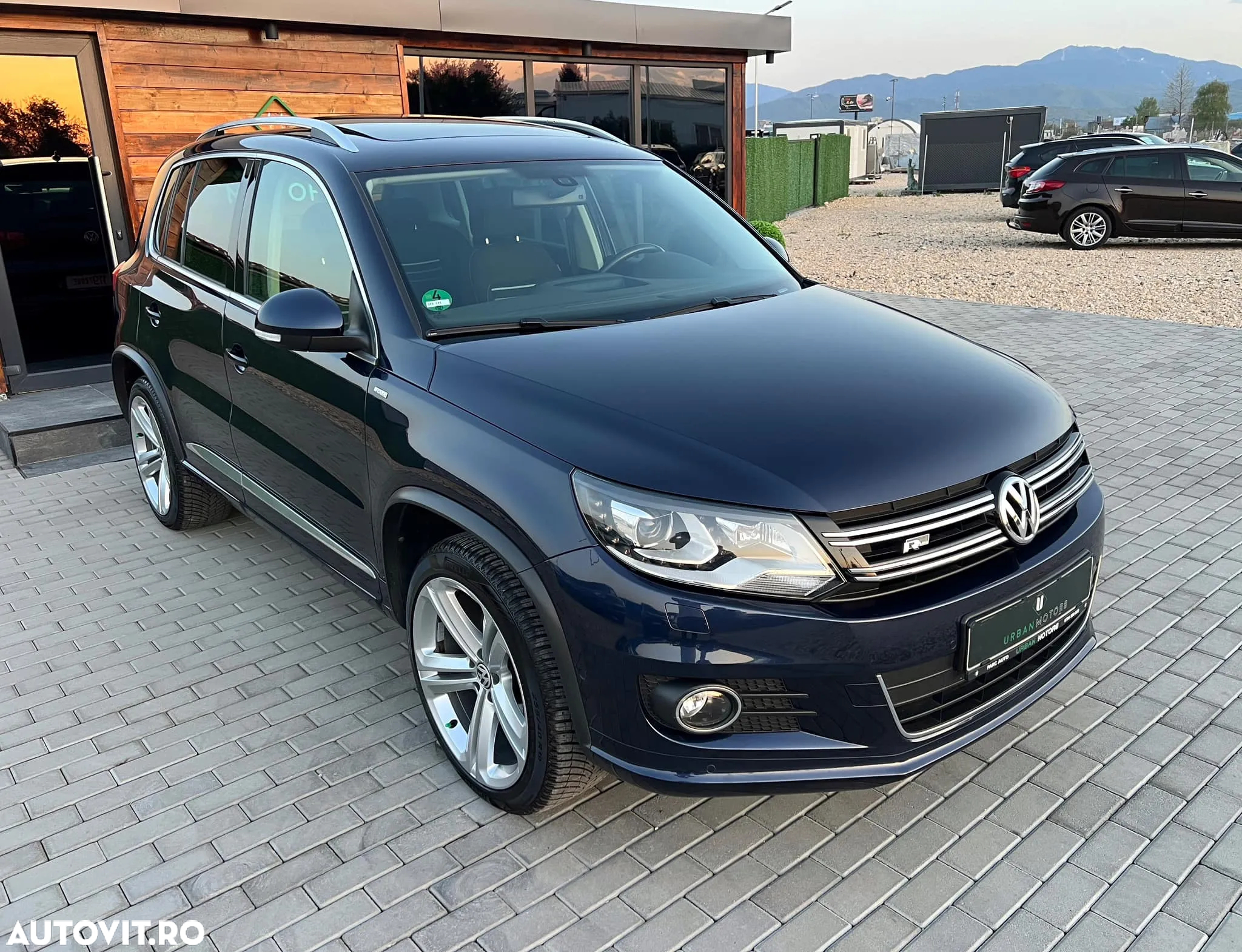 Volkswagen Tiguan 2.0 TDI DPF 4Motion BlueMotion Technology DSG Cup Sport & Style - 17