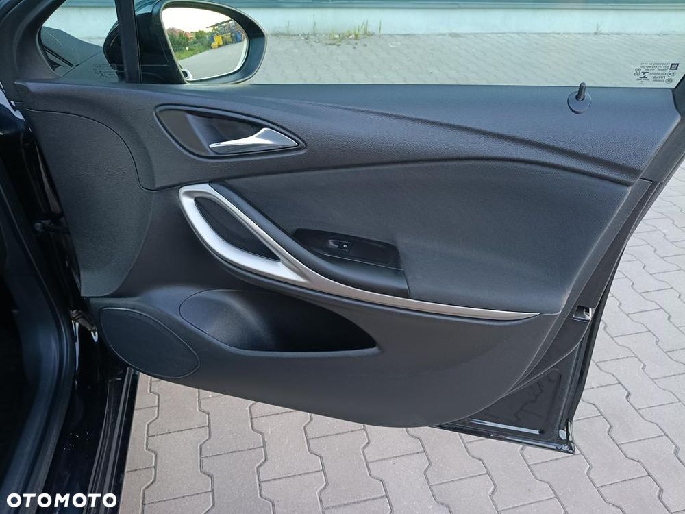 Opel Astra 1.4 Turbo Dynamic - 20