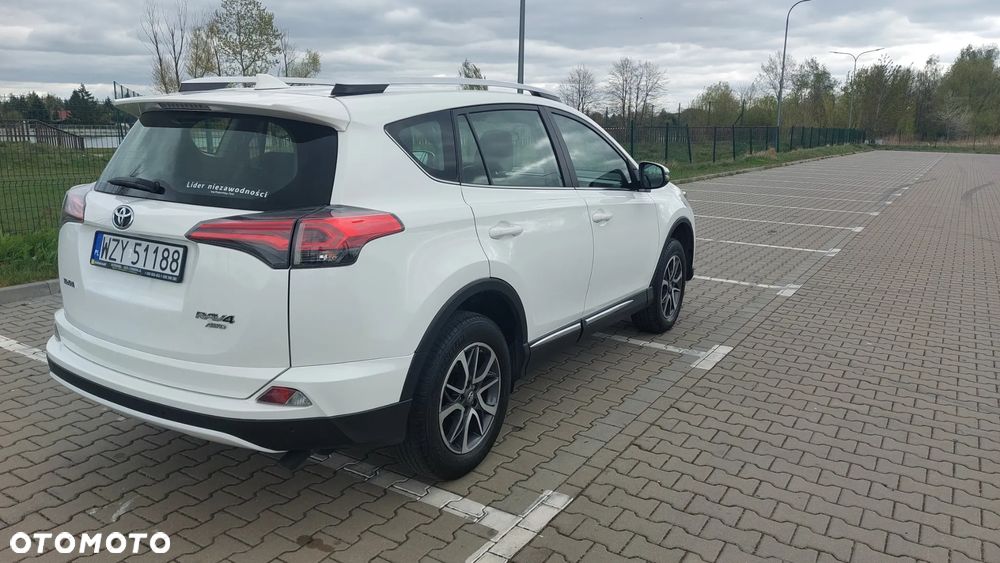 Toyota RAV4 - 12
