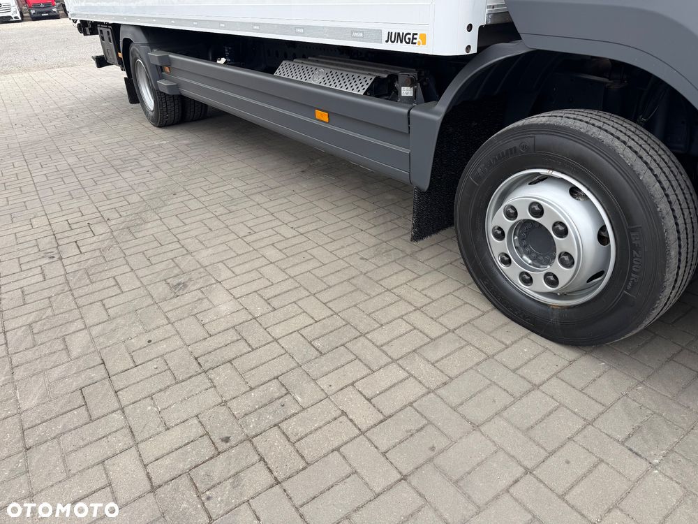Mercedes-Benz ATEGO - 25