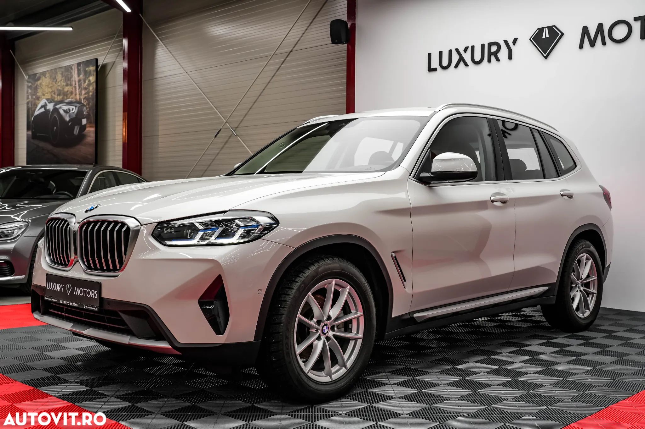 BMW X3 xDrive20i AT xLine - 1