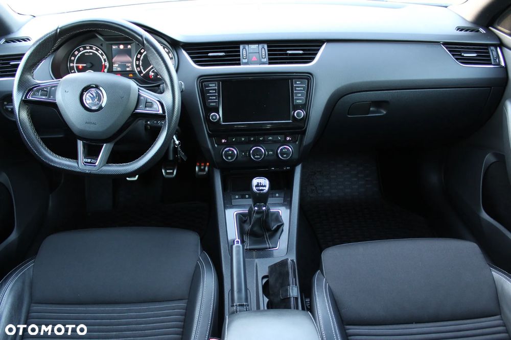 Skoda Octavia 2.0 TDI RS - 11
