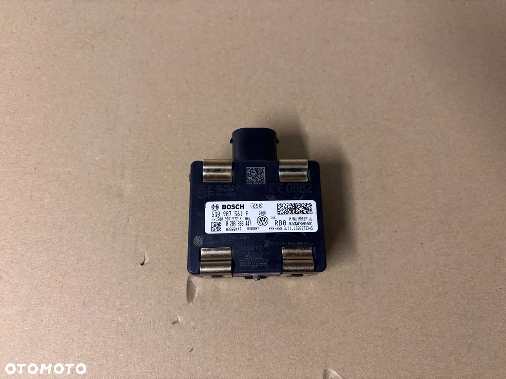 Radar Distronic Czujnik ACC Odległościowy 5Q0907561F VW Skoda Seat Golf Passat Octavia - 1