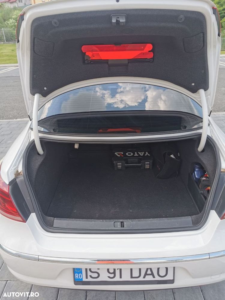 Volkswagen Passat CC - 5