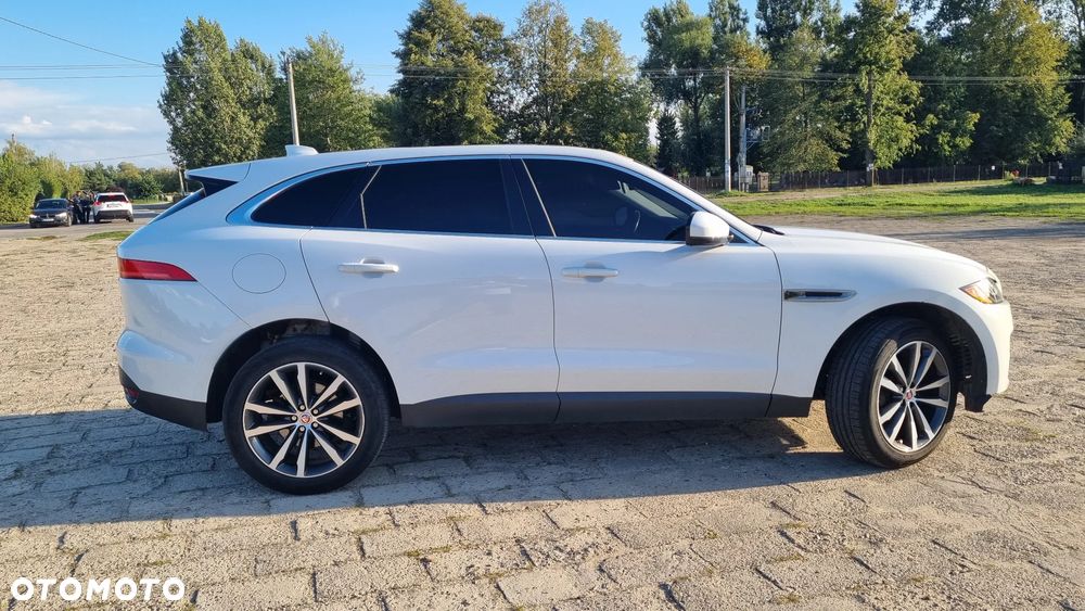Jaguar F-Pace 2.0 i4D AWD R-Sport - 4