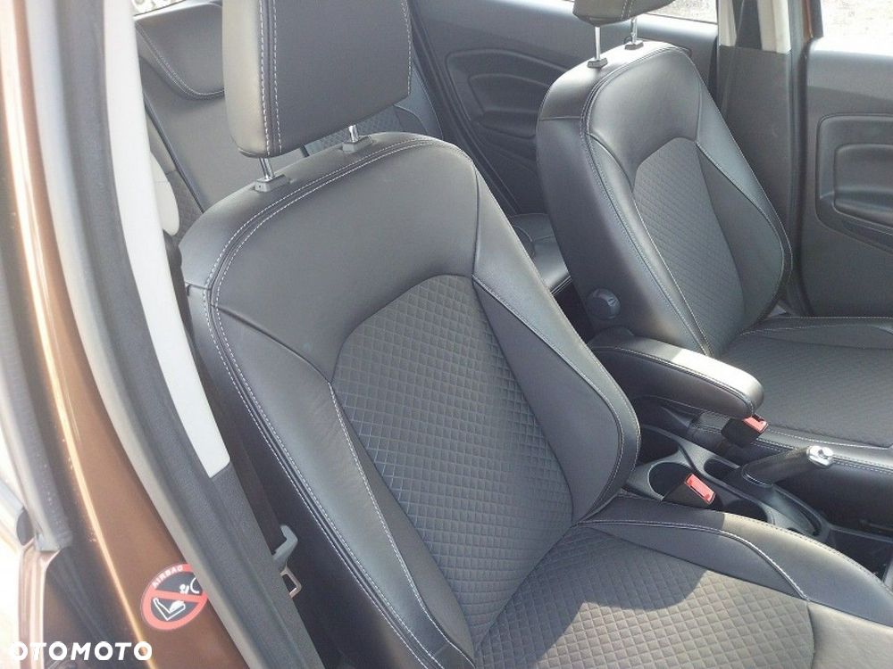 Ford EcoSport - 9