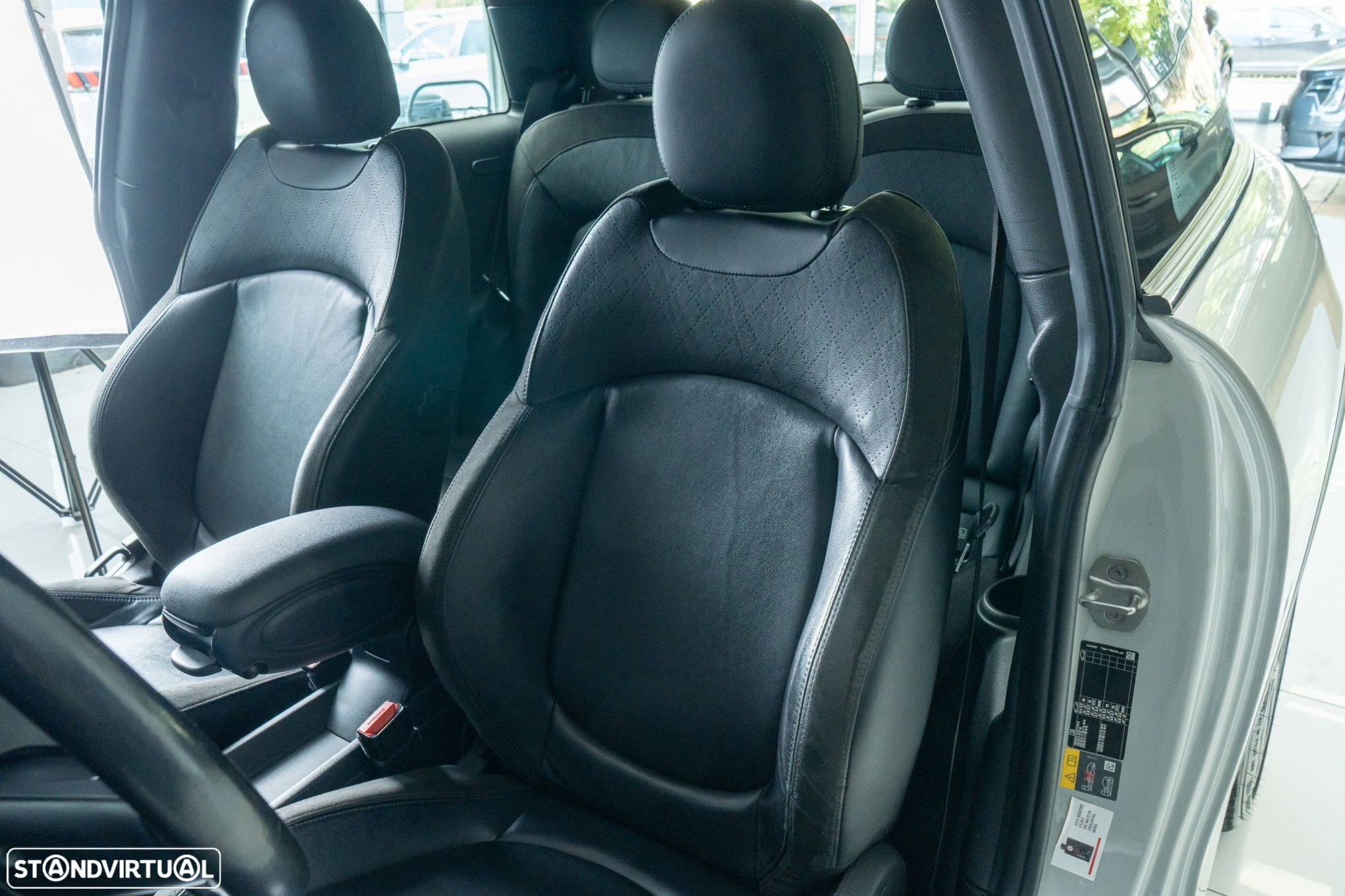 MINI 3 Portas Cooper SE Premium Essential - 7