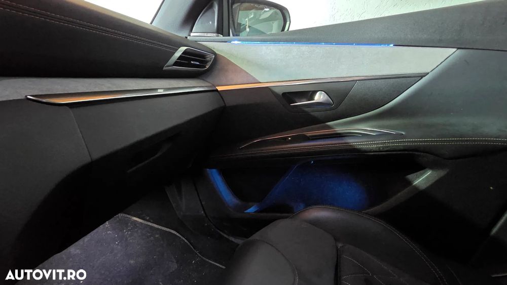 Peugeot 5008 2.0 BlueHDI s&s EAT8 GT - 35