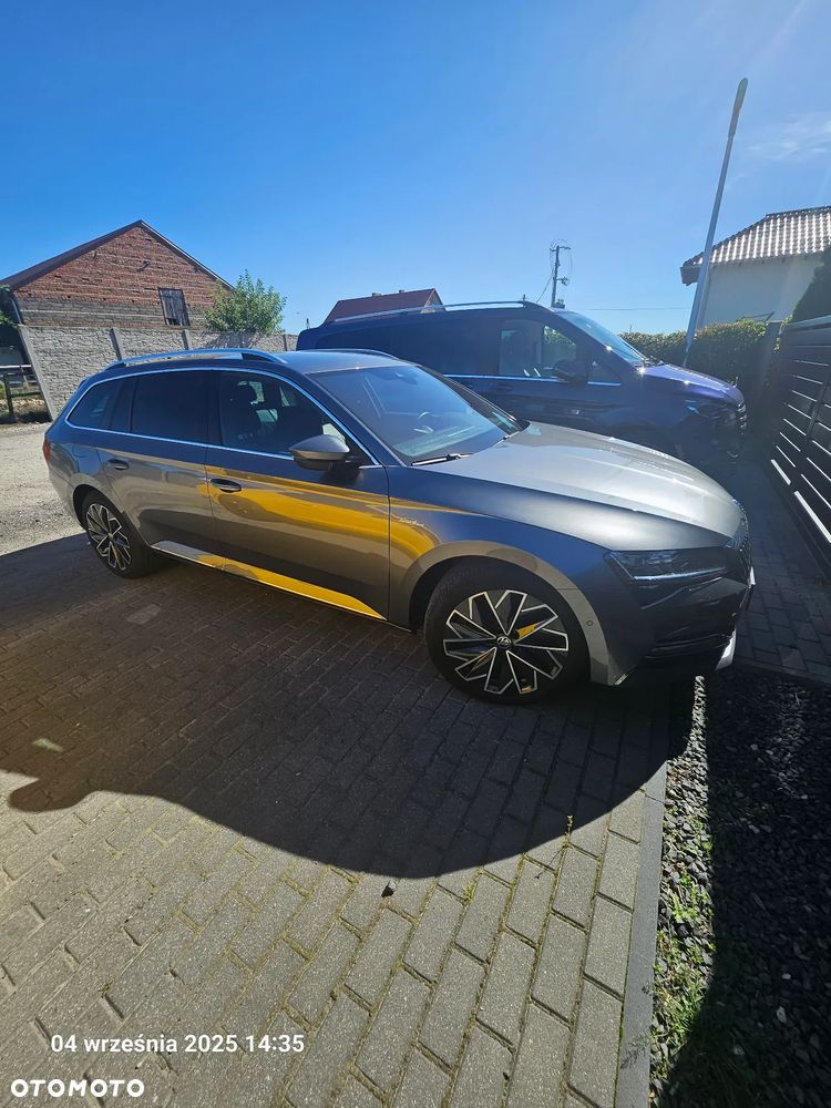 Skoda Superb 2.0 TDI SCR 4x4 L&K DSG - 8