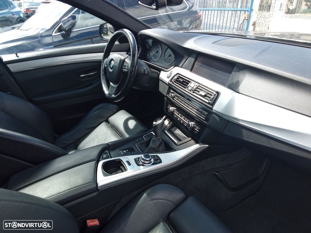 BMW 520 d Line Luxury - 25