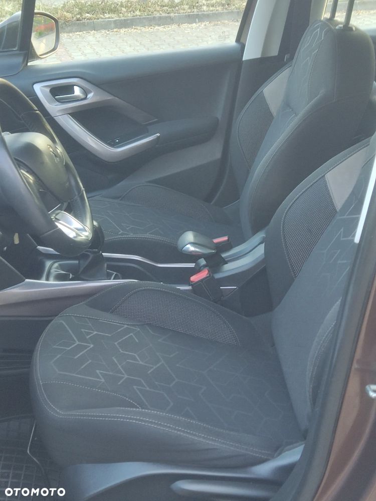 Peugeot 2008 1.4 HDi Active - 12