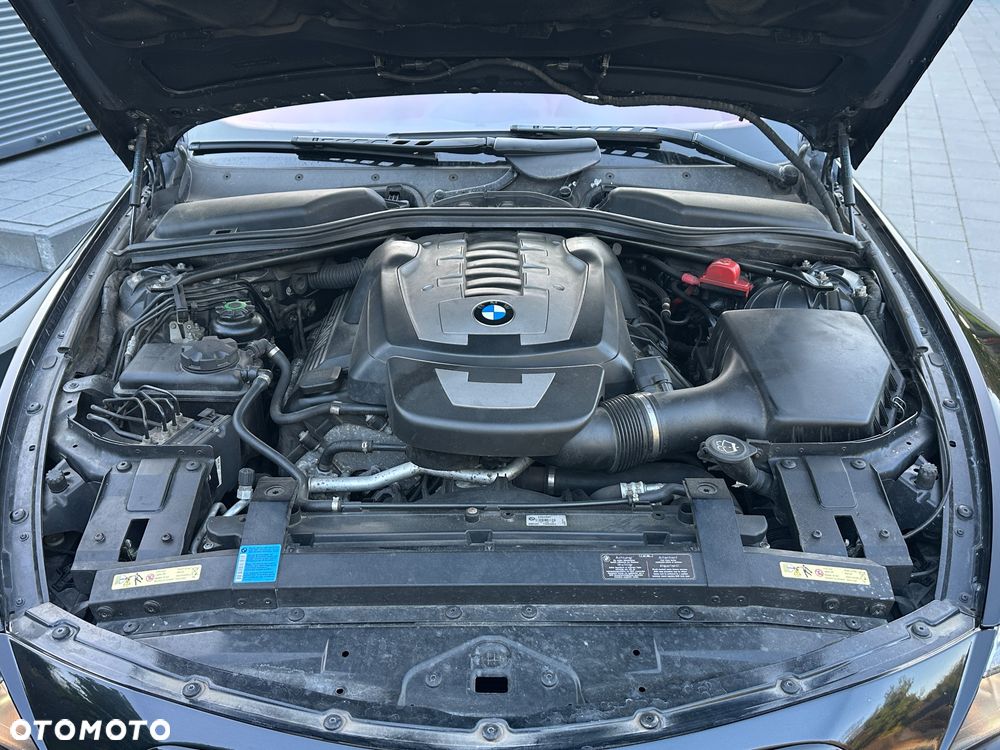 BMW Seria 6 650 i - 21