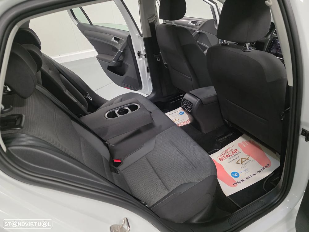 VW e-Golf AC/DC - 20