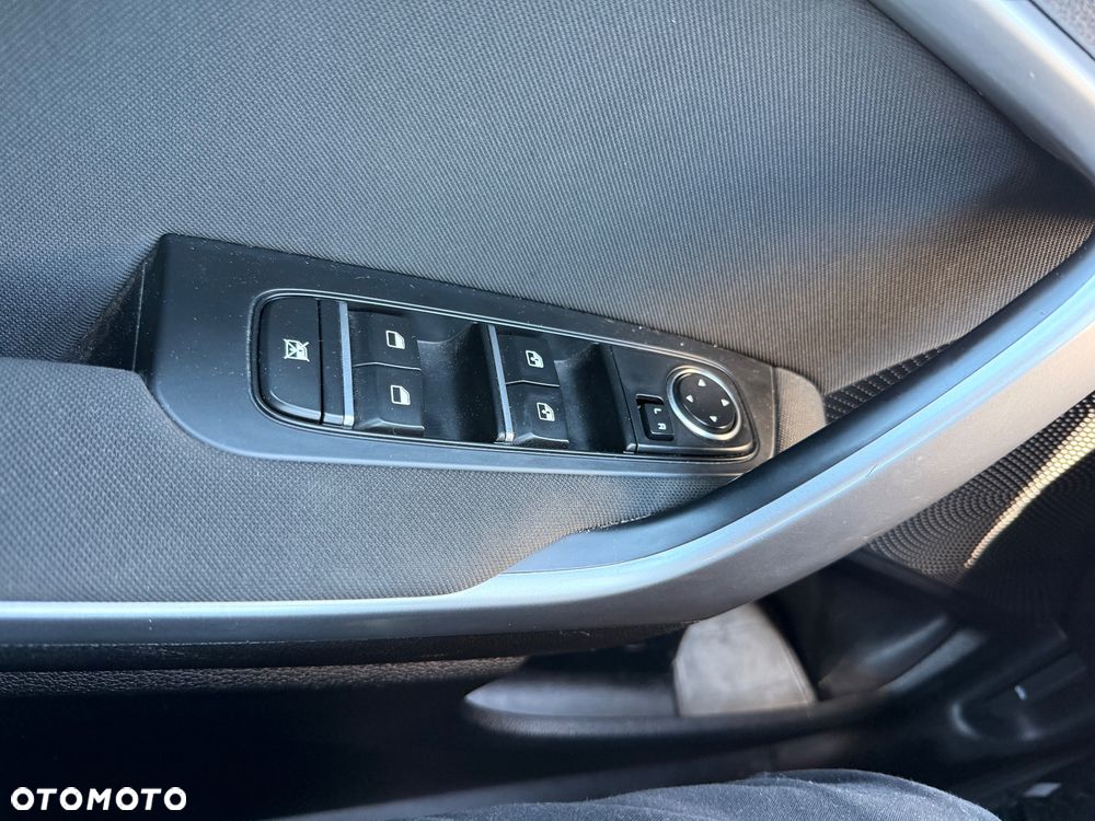 Kia Ceed - 14