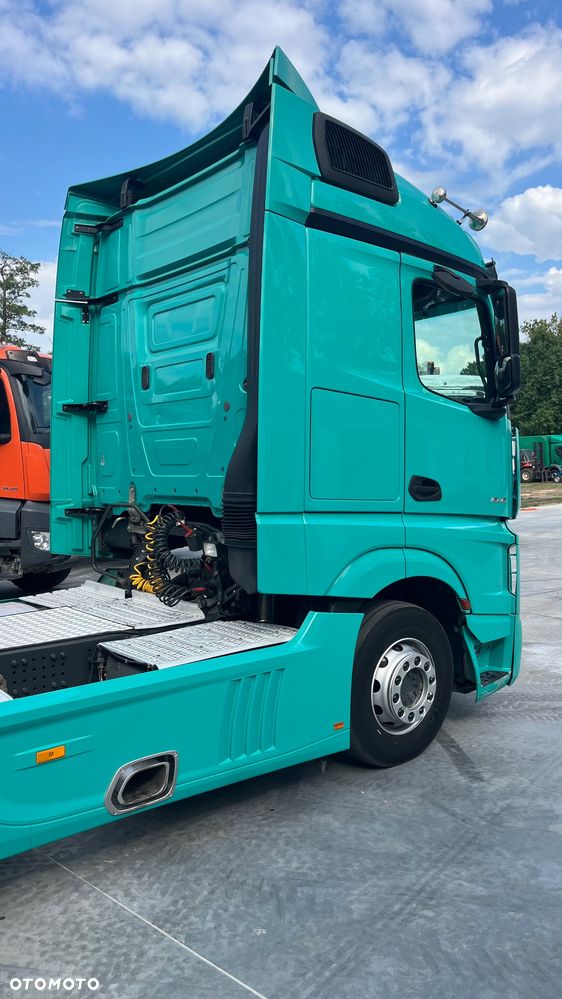 Mercedes-Benz Actros 1846 Hydraulika 6 Poduszek Standard Duża Kabina Osłony Między Osiowe Nowe Opony Top Stan Bogata Wersja (Man Daf Scania Volvo Renault ) - 10