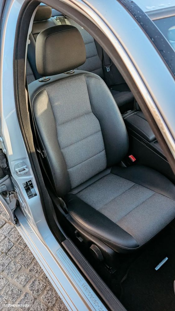 Mercedes-Benz C 220 CDI DPF BlueEFFICIENCY - 21