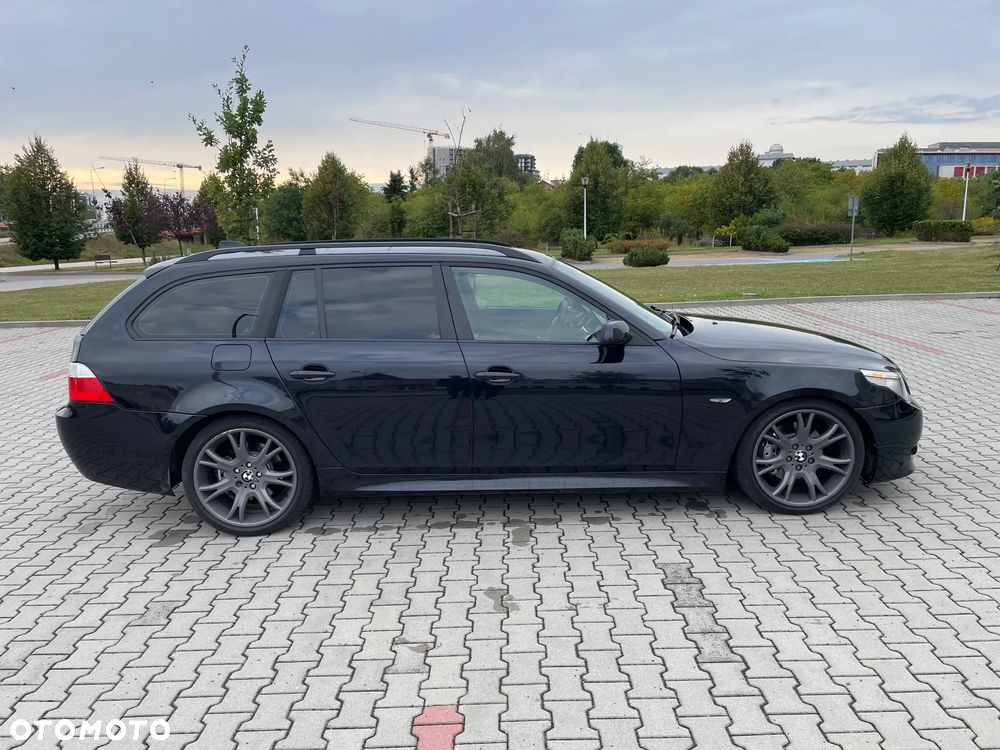 BMW Seria 5 530i - 5