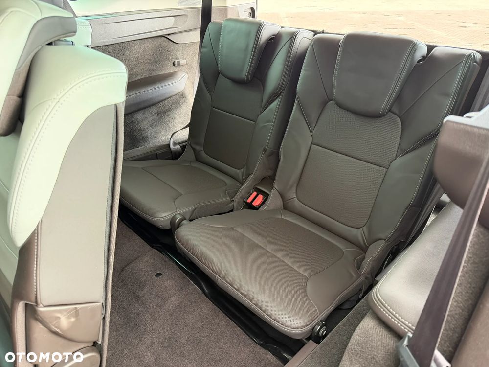 Renault Espace 1.6 dCi Energy Initiale Paris EDC 7os - 32
