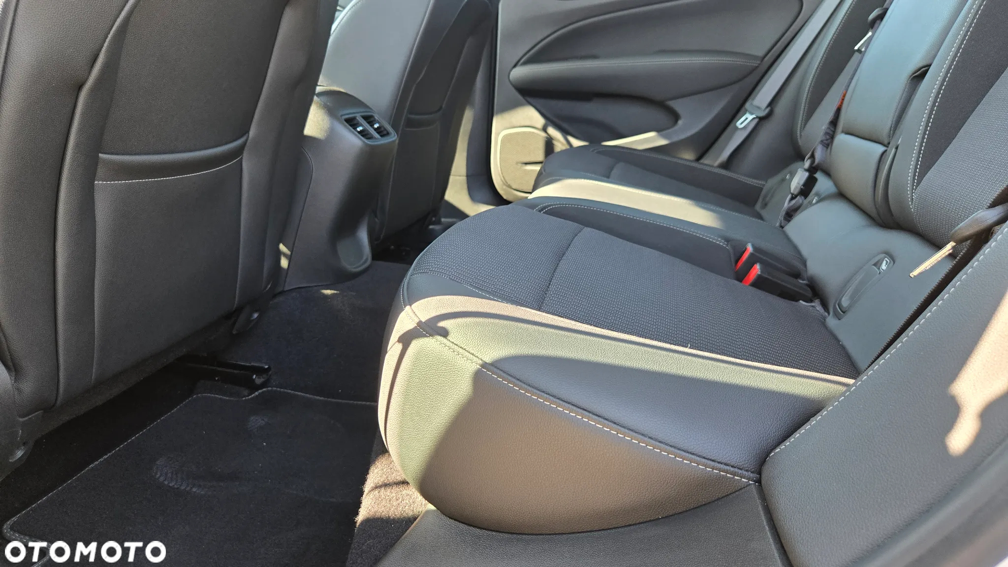 Opel Insignia 1.6 CDTI Innovation S&S - 20