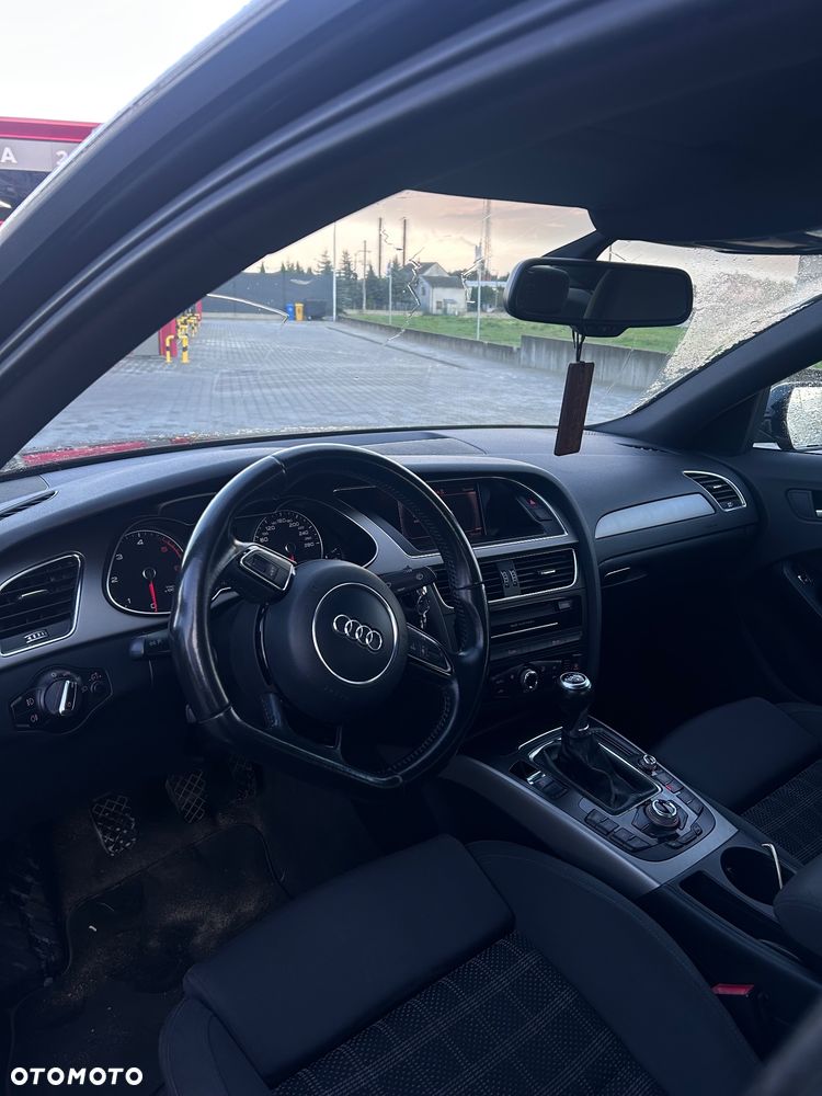 Audi A4 Limousine 2.0 TDI ultra DPF Ambition - 7
