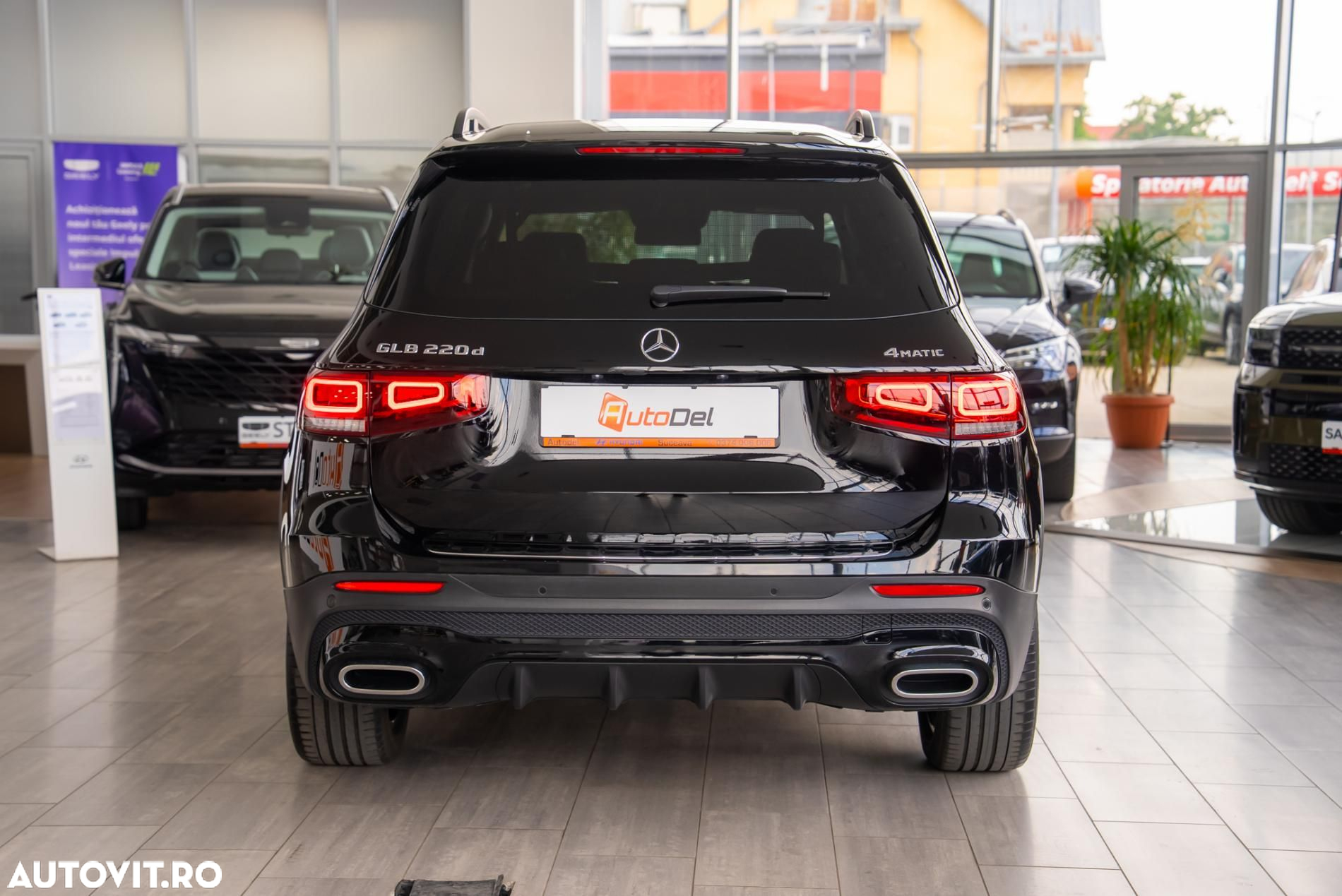 Mercedes-Benz GLB 220 d 4Matic 8G-DCT AMG Line - 12