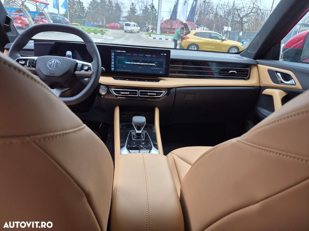 MG HS HEV Luxury - 12