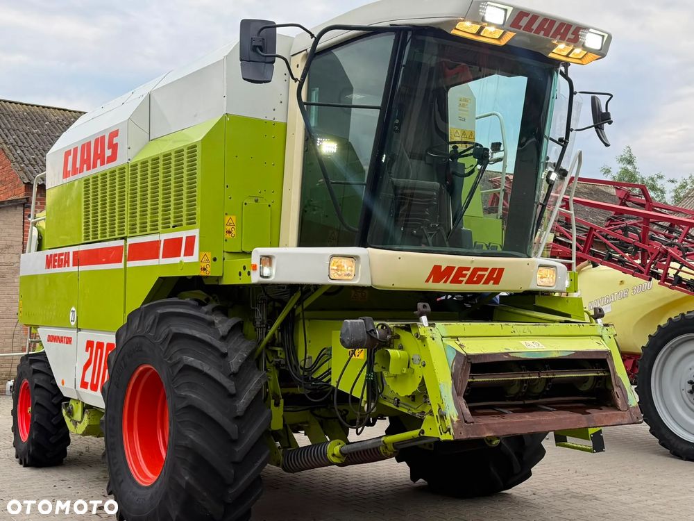 Claas Mega 208 II - 1