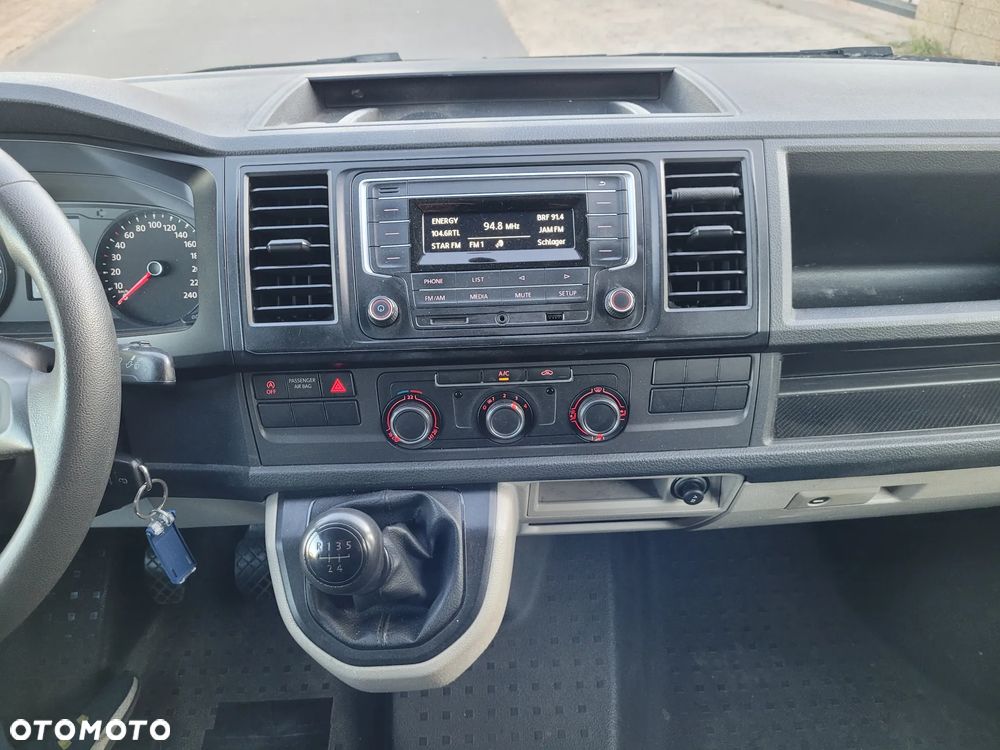 Volkswagen TRANSPORTER T6 - 17