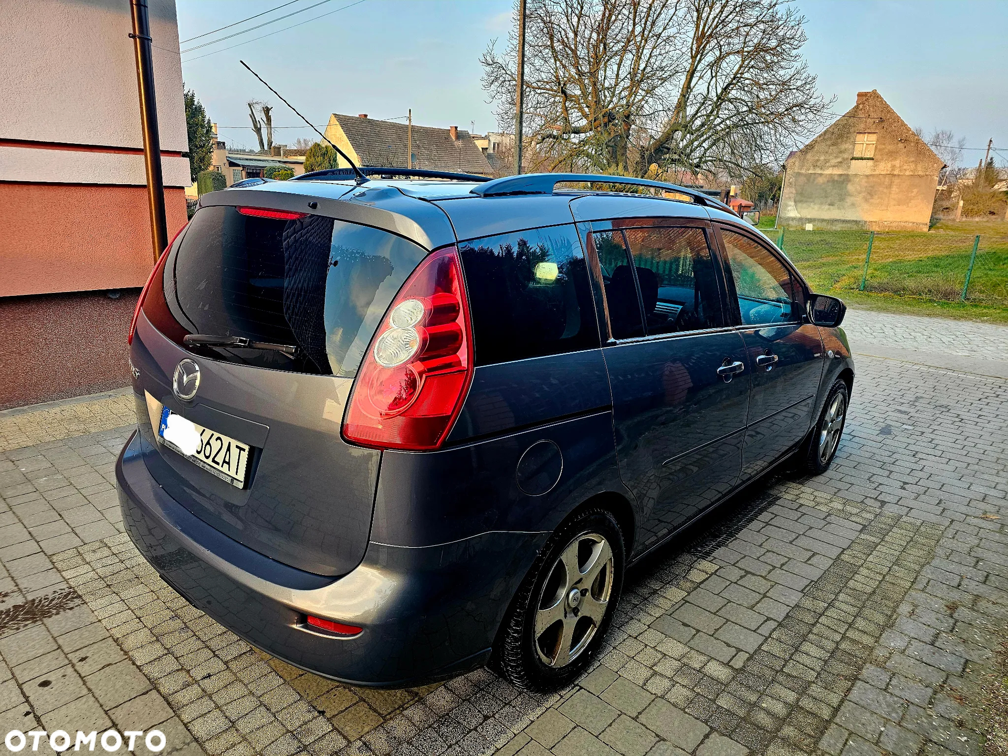 Mazda 5 - 3