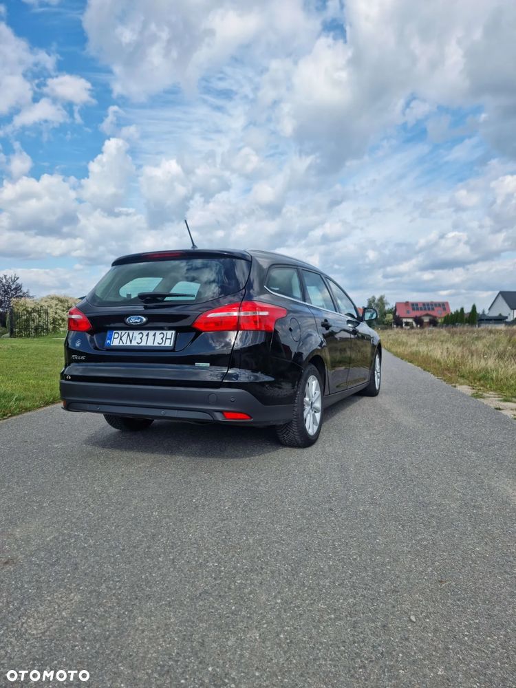 Ford Focus 1.0 EcoBoost Titanium - 4