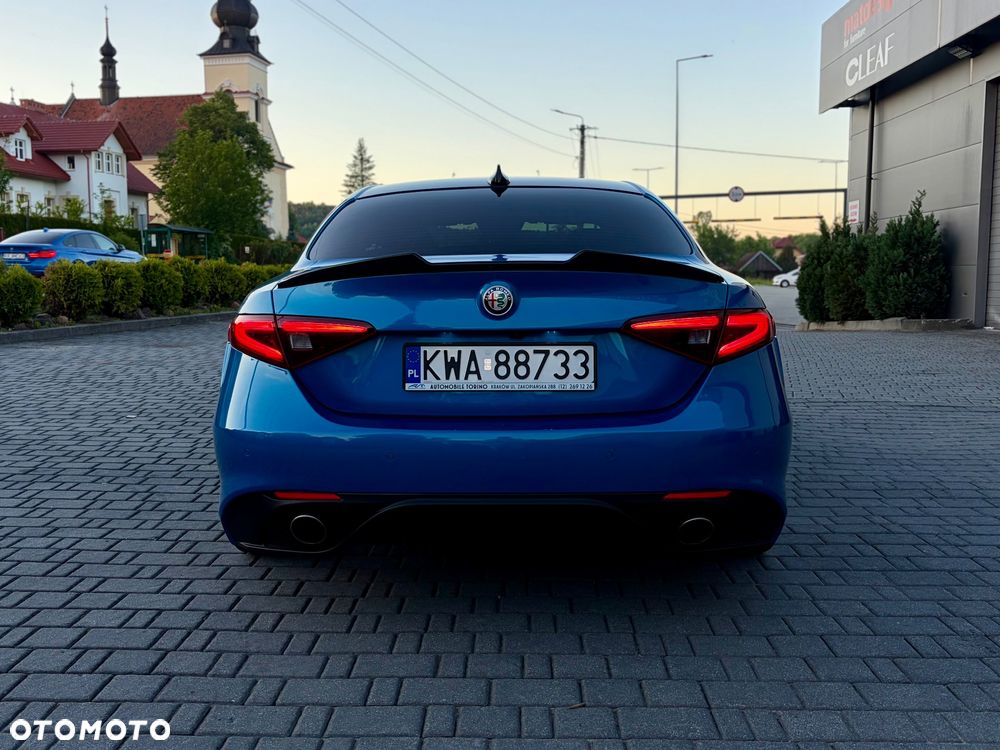 Alfa Romeo Giulia 2.0 Turbo 16V AT8 Veloce - 8
