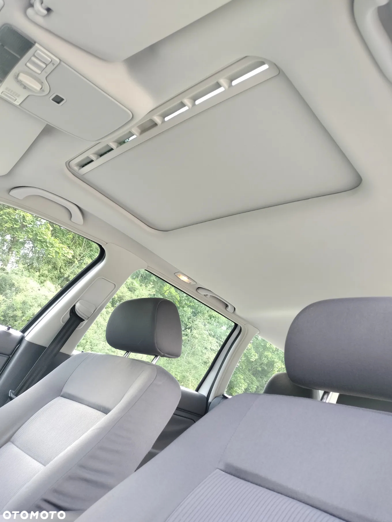 Volkswagen Passat 1.9 TDI Basis - 14