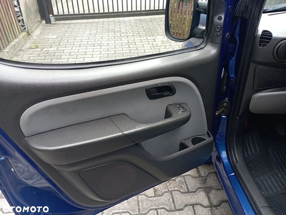 Fiat Doblo 1.4 8V Dynamic - 13