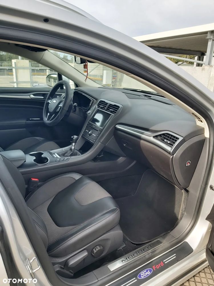 Ford Mondeo Turnier 2.0 TDCi Start-Stopp Titanium - 9