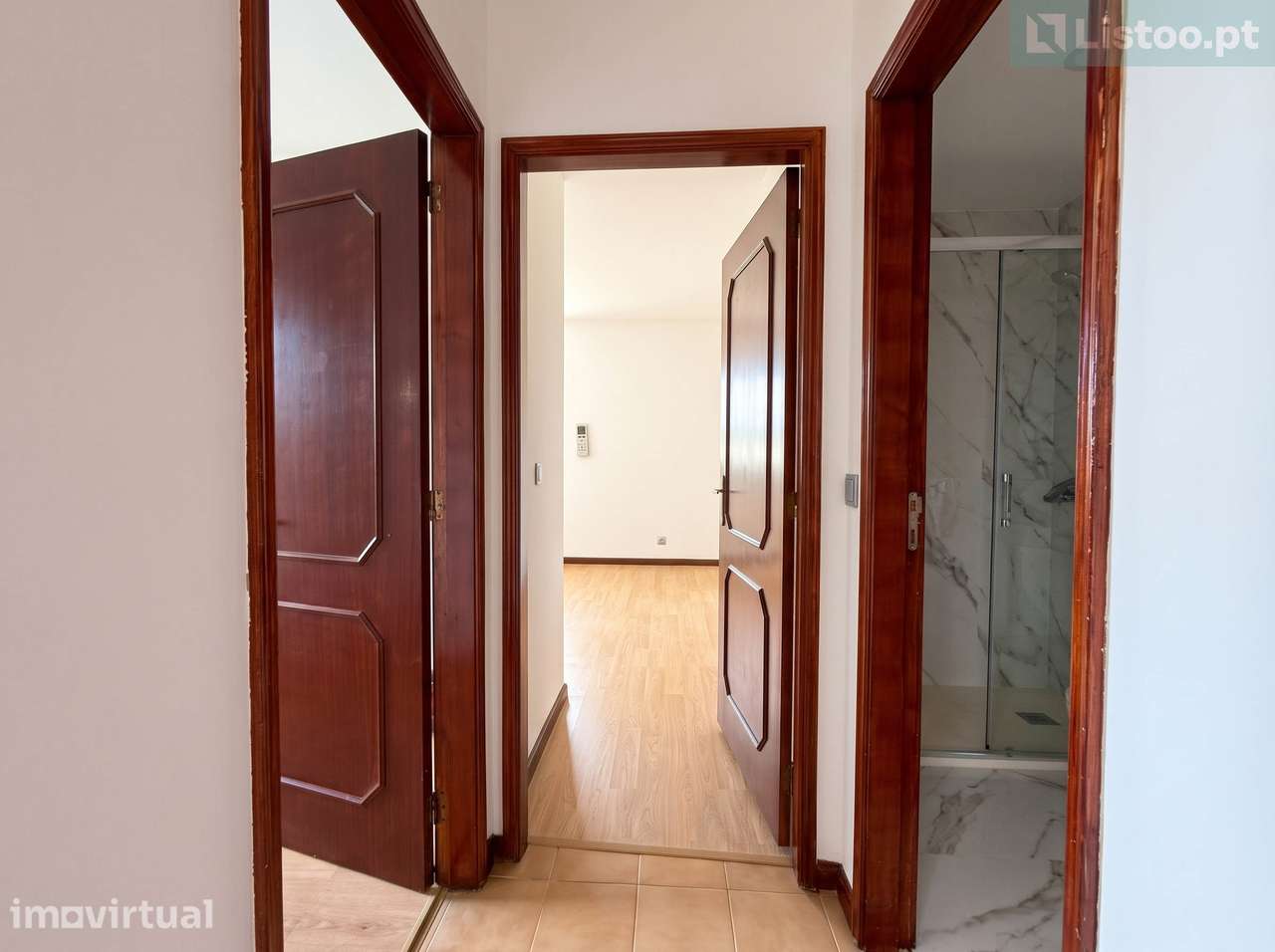 Apartamento T1+1 c/ Lugar de Estacionamento e Arrecadação - Grande imagem: 5/16