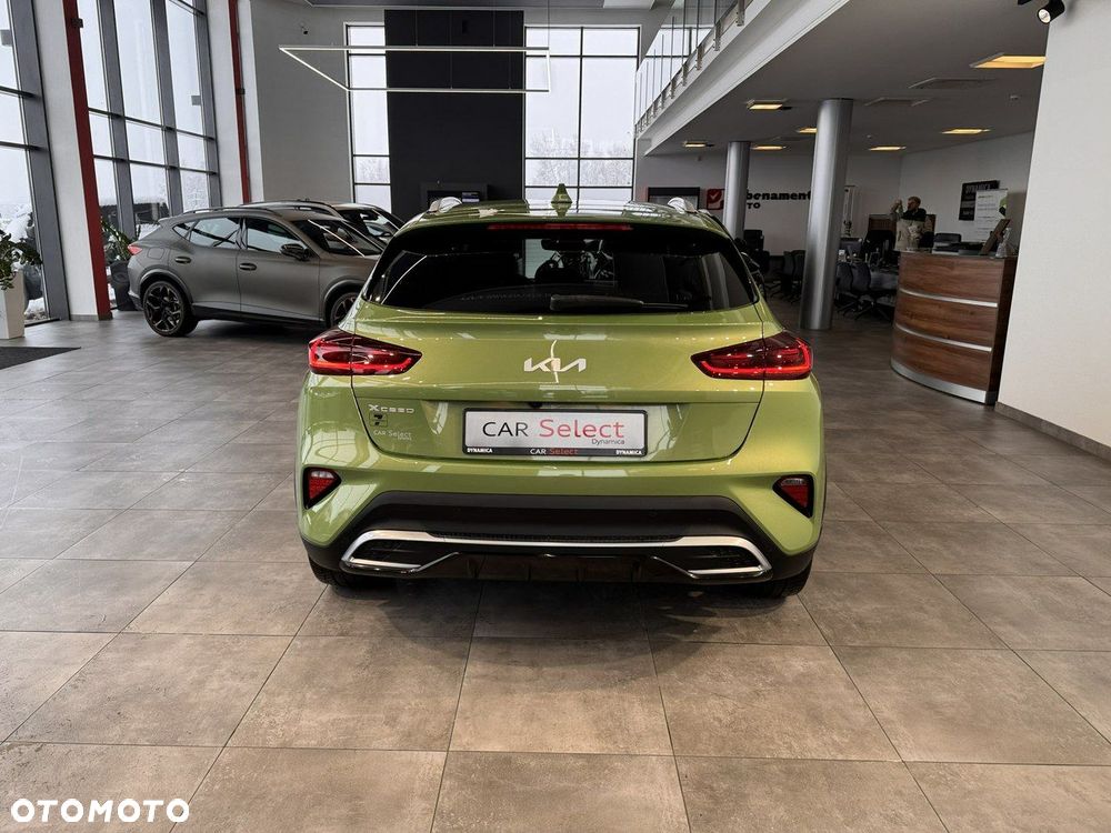 Kia XCeed - 8