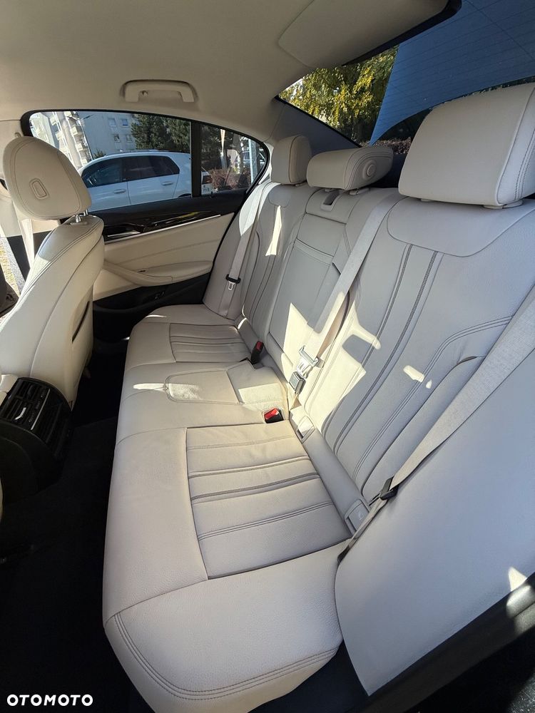BMW Seria 5 520d xDrive MHEV Luxury Line - 21