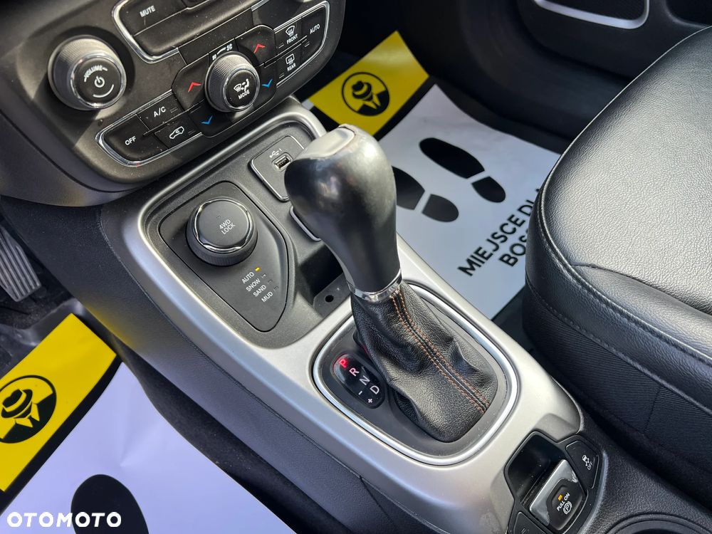 Jeep Compass - 14