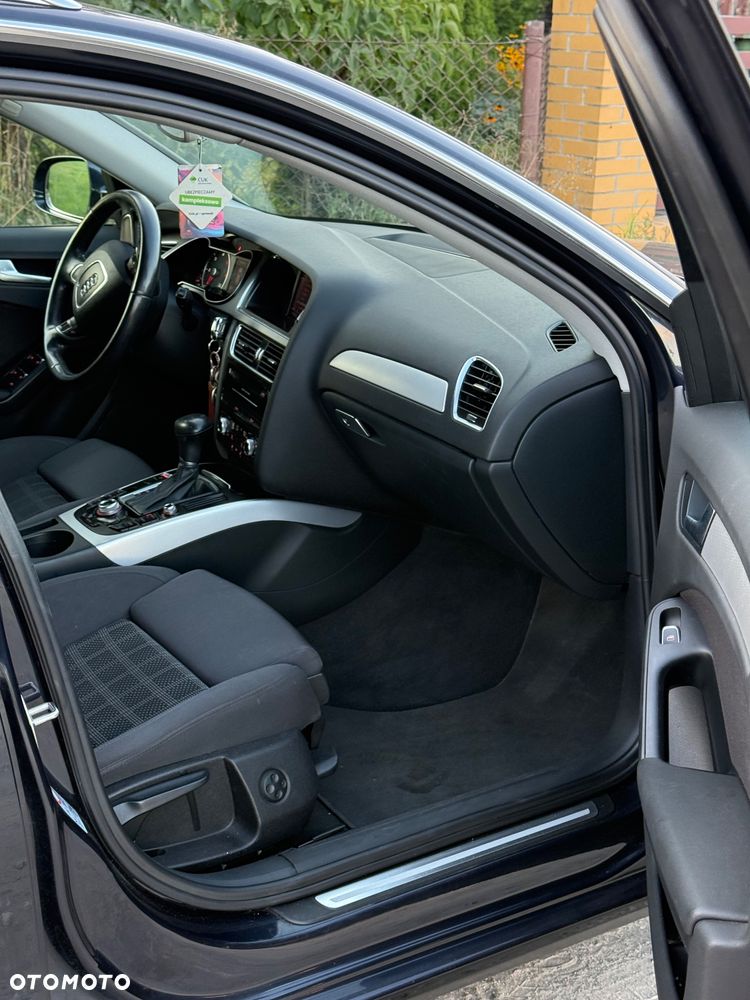 Audi A4 Avant - 11